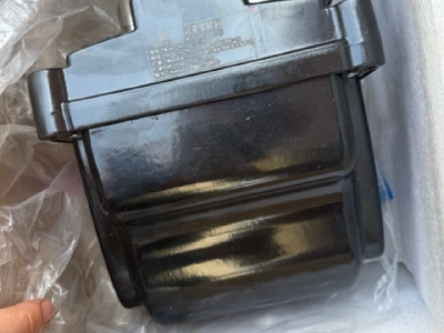 Bơm ure yuchai- tải thùng chenglong 350