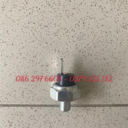 Cảm biến áp suất dầu máy 100833779b